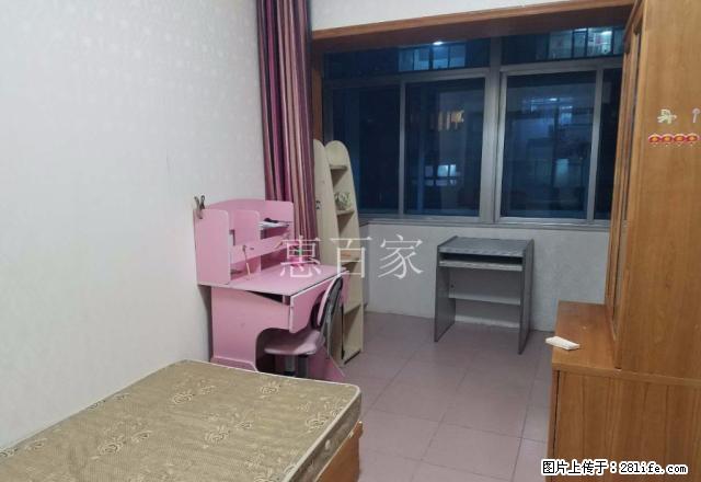 四马路沿线 葡萄山南 顶加阁 复式 精装三居室 家电齐全 - 房屋出租 - 房屋租售 - 烟台分类信息 - 烟台28生活网 yt.28life.com