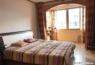美房源 前七夼 居家温馨装修 双阳卧采光好 干净整洁拎包入住 - 烟台28生活网 yt.28life.com