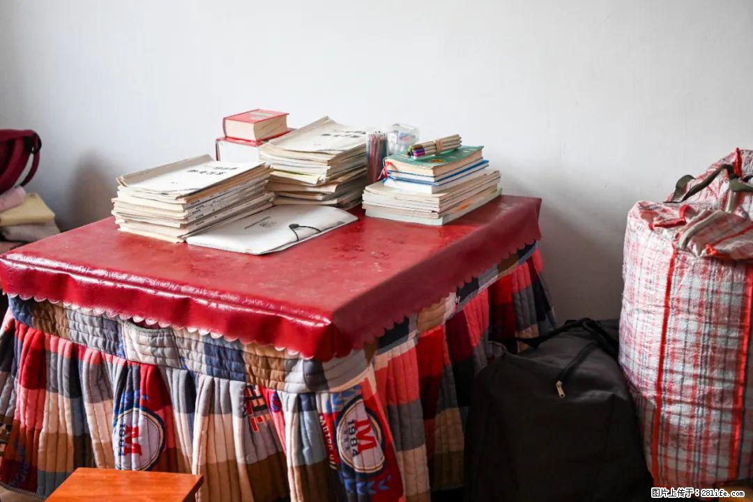 全网追的“扁担女孩”，找了一份暑假工，时薪12元 - 烟台生活资讯 - 烟台28生活网 yt.28life.com